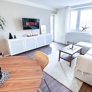  Apartment Business & Leisure